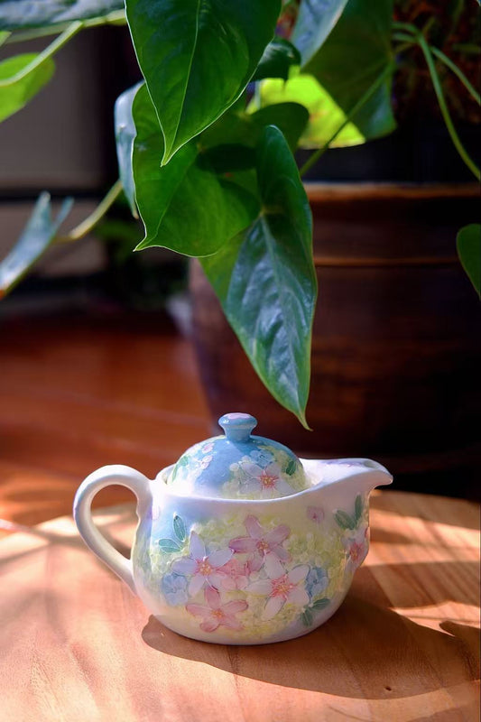 Yuzuriha Flower Pot (Gift Box)