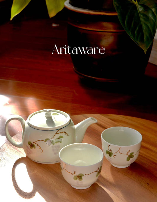 Aritaware Bunny with grape Teapot set (Gift Box)