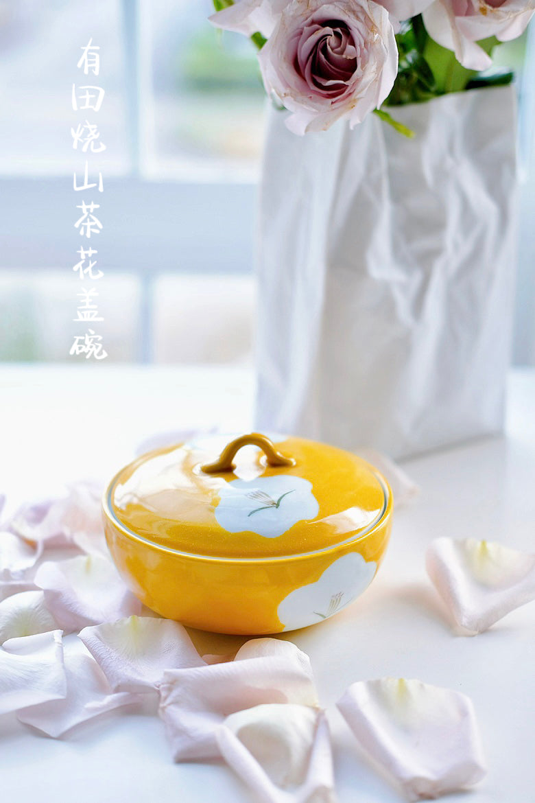 Arita Japan handmade Camellia Lid Bowl (Gift Box)