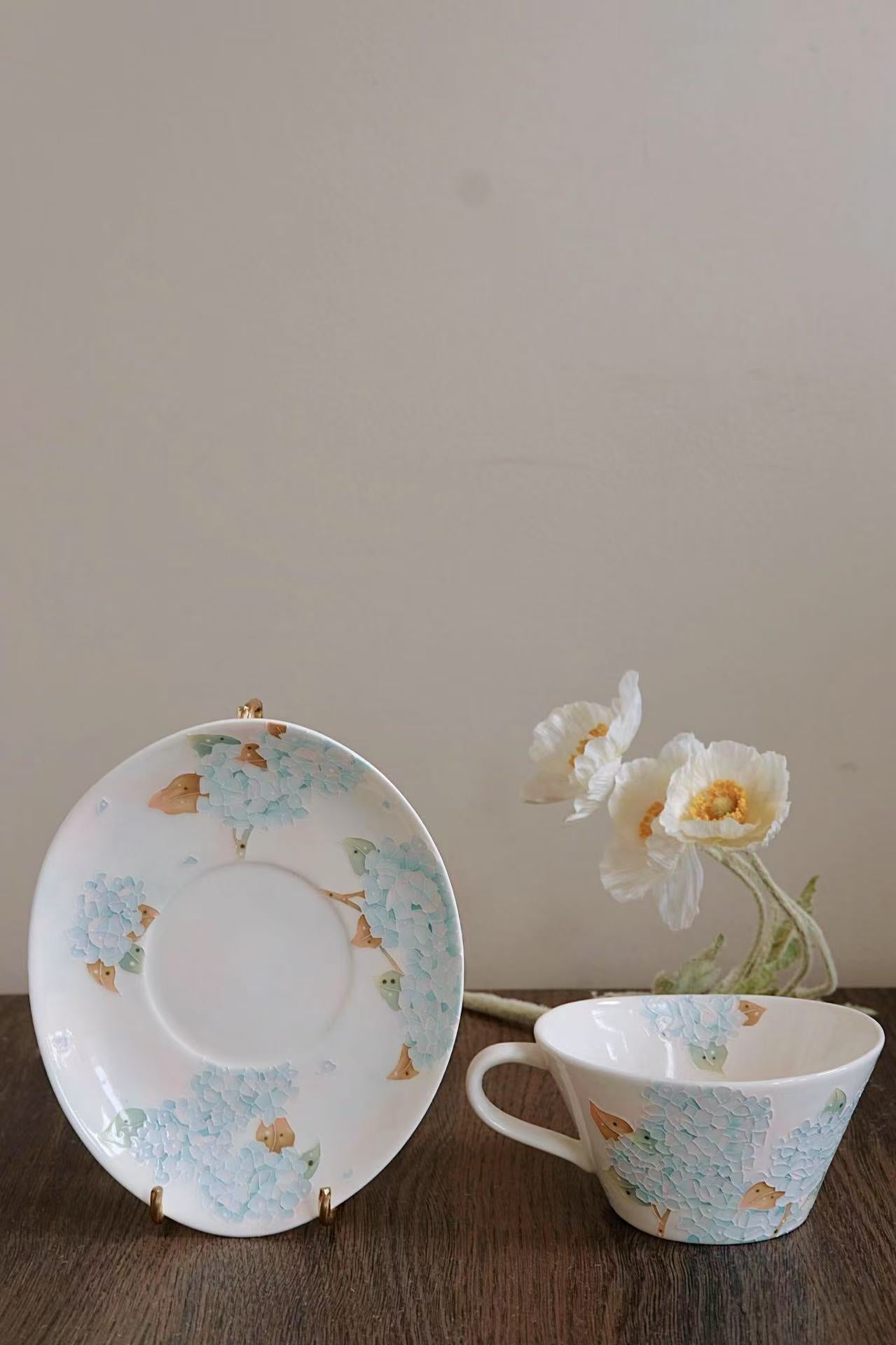 Toto. hydrangea Cup and Saucer