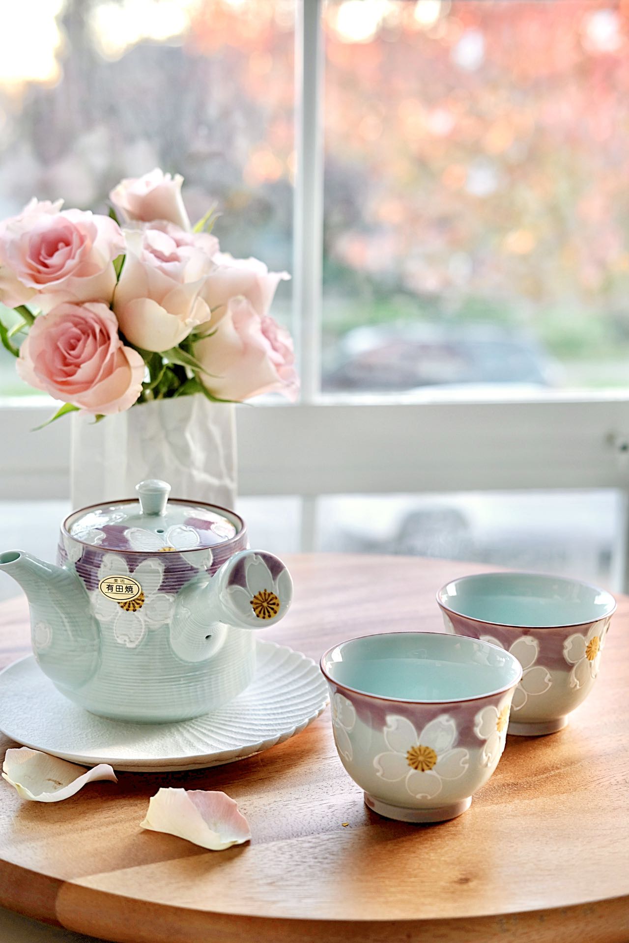 Arita Ware Ichichinka Teapot with Tea Cups