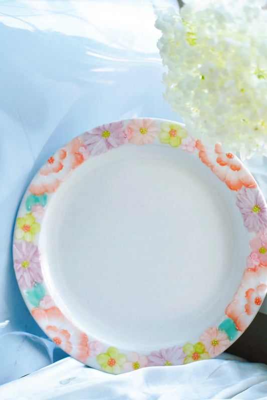 Yuzuriha Flower Scenery Plate