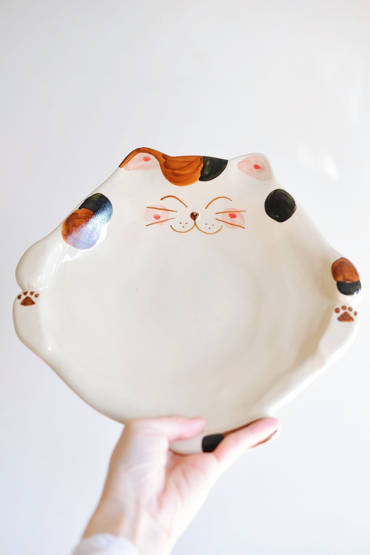 Hasami Ware Handcraft Big Cat Plate