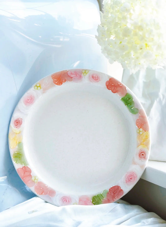 Yuzuriha Flower Scenery Plate