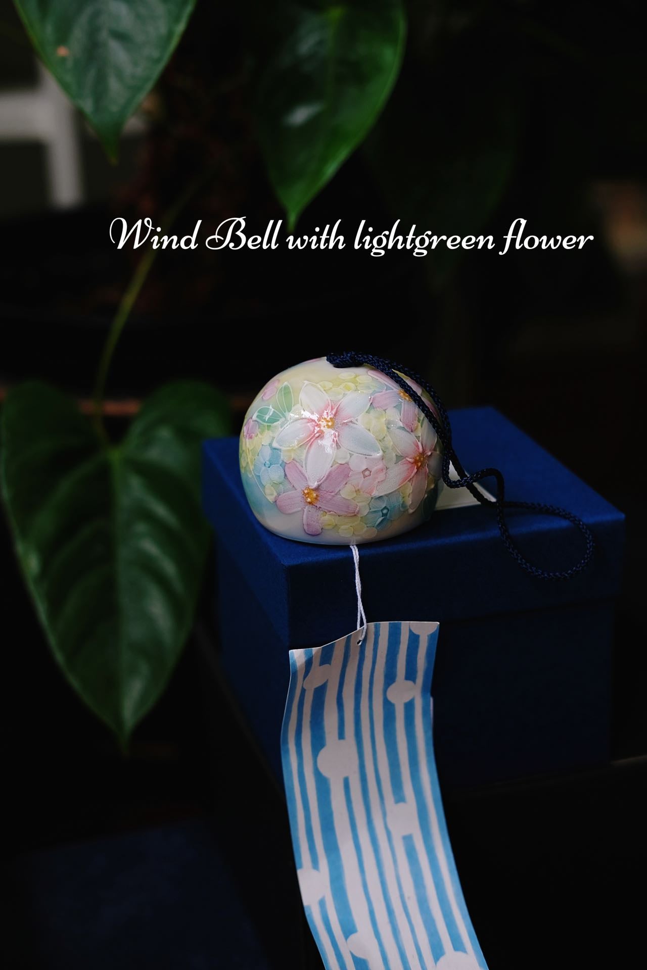 Yuzuriha Flower Wind Bell