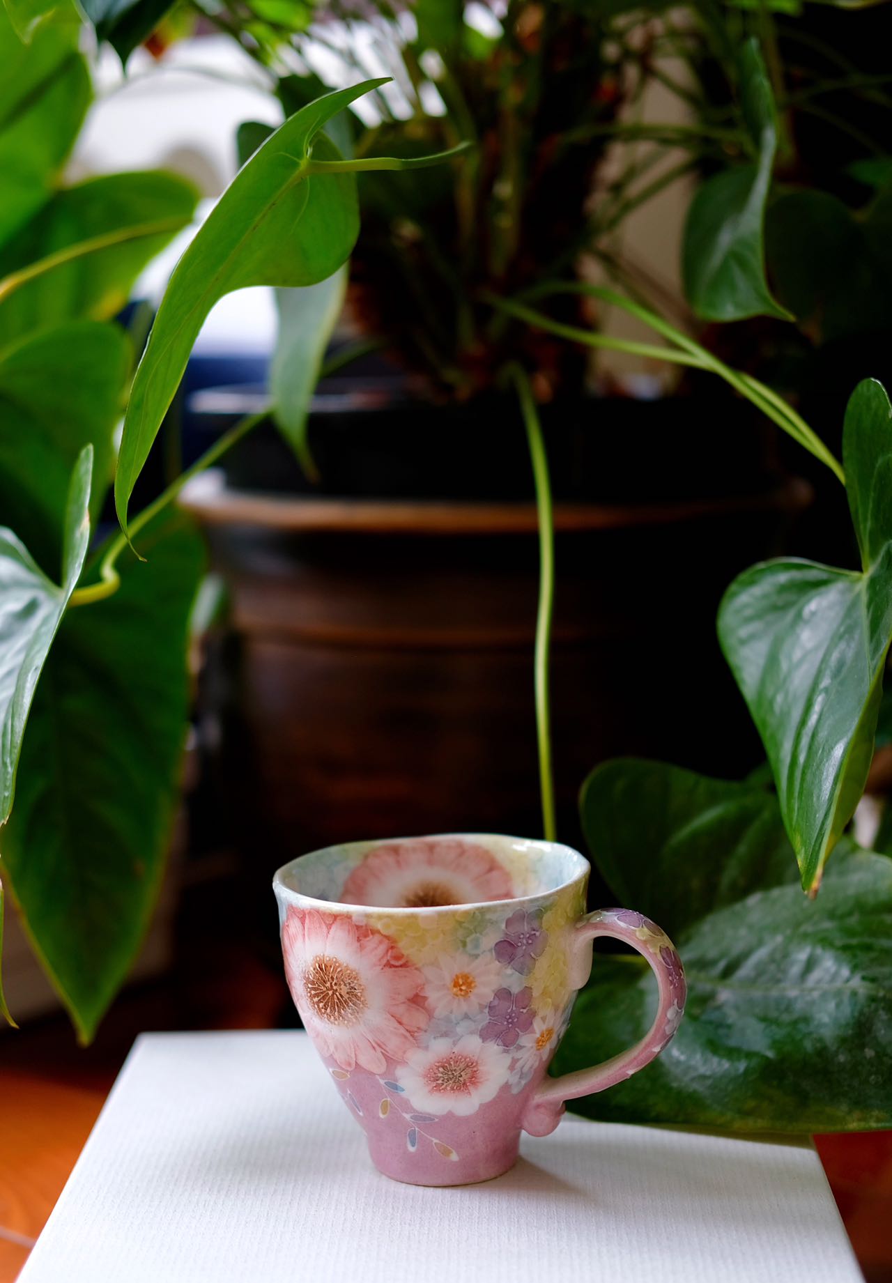 Yuzuriha Flower Mug (Gift Box)