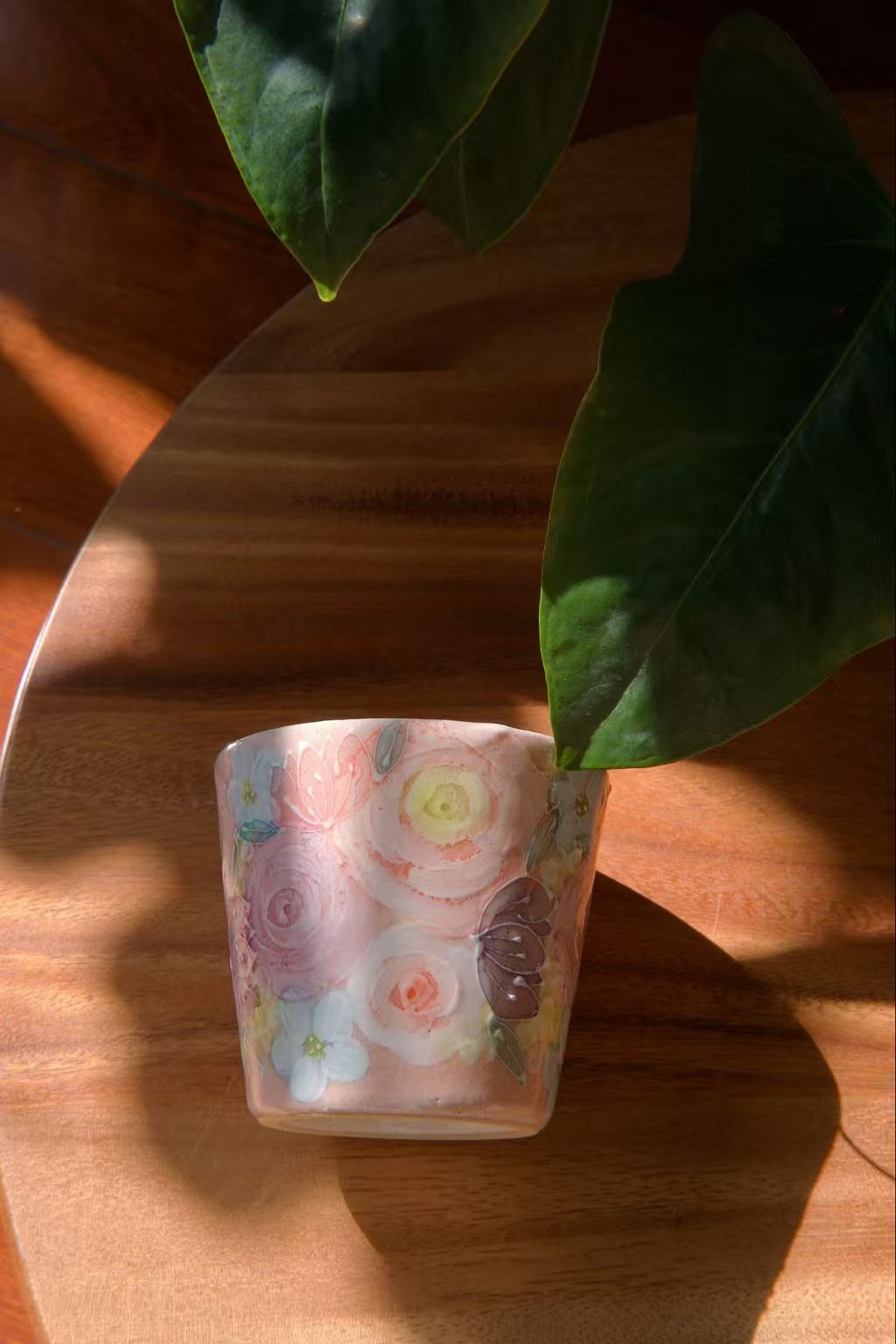 Yuzuriha Flower Pot and Teacups (Gift Box)