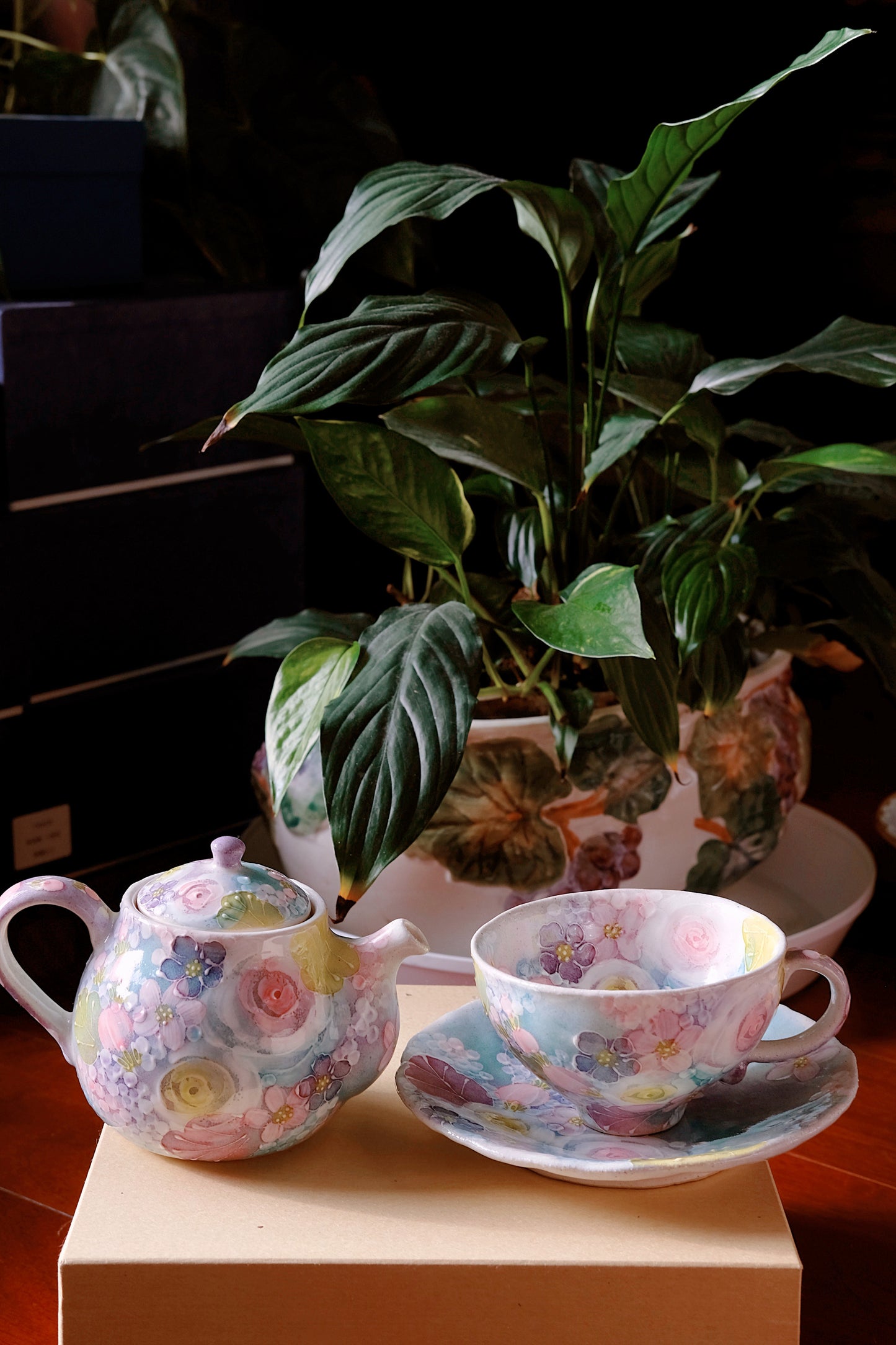 Yuzuriha Flower Coffee Cup Set