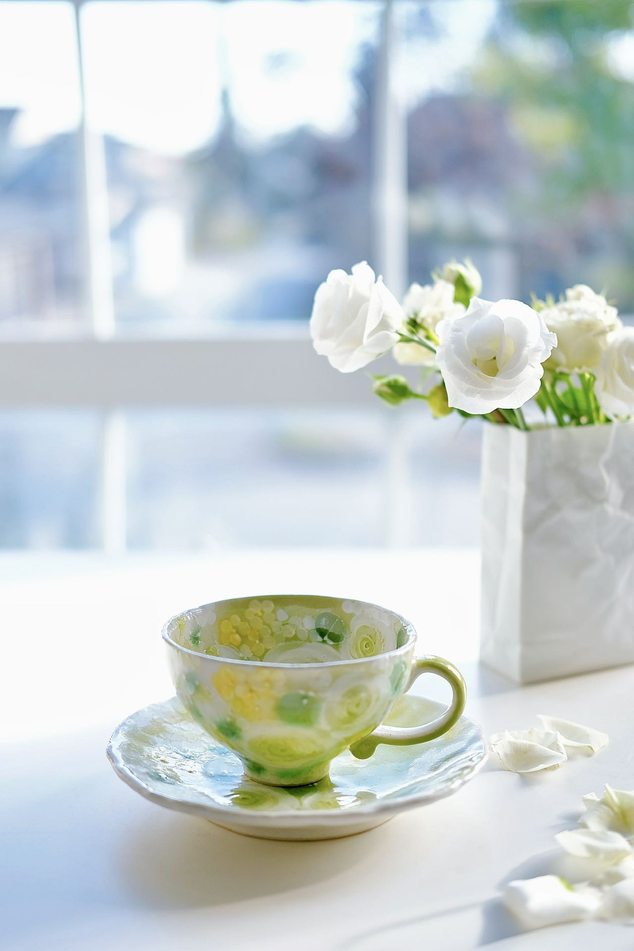 Yuzuriha Flower Coffee Mug