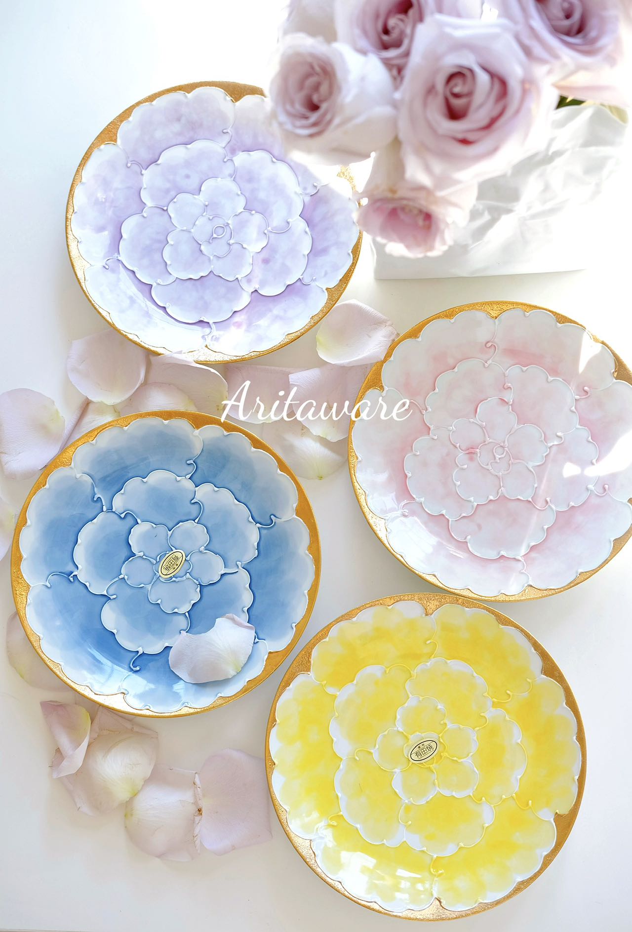 Aritayaki Golden Peony Plates Gift Box