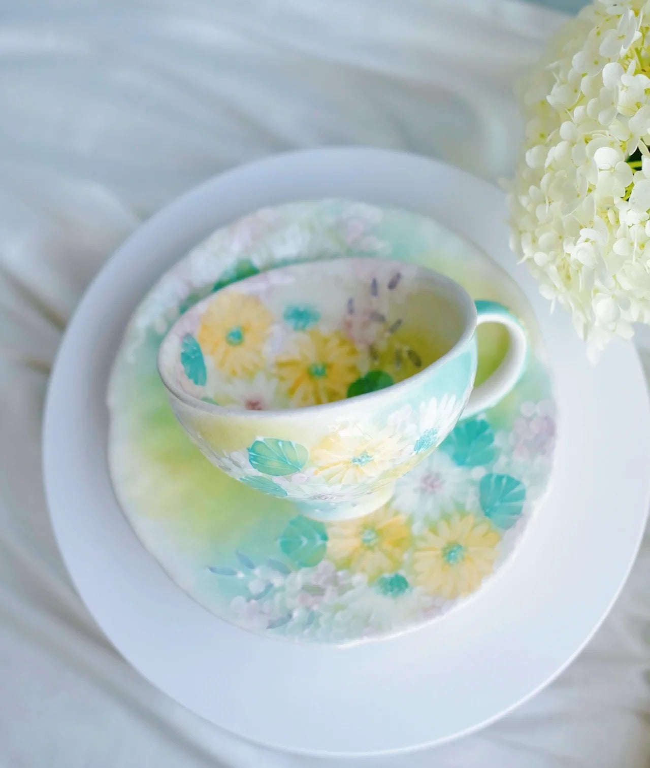 Yuzuriha Flower Coffee Mug