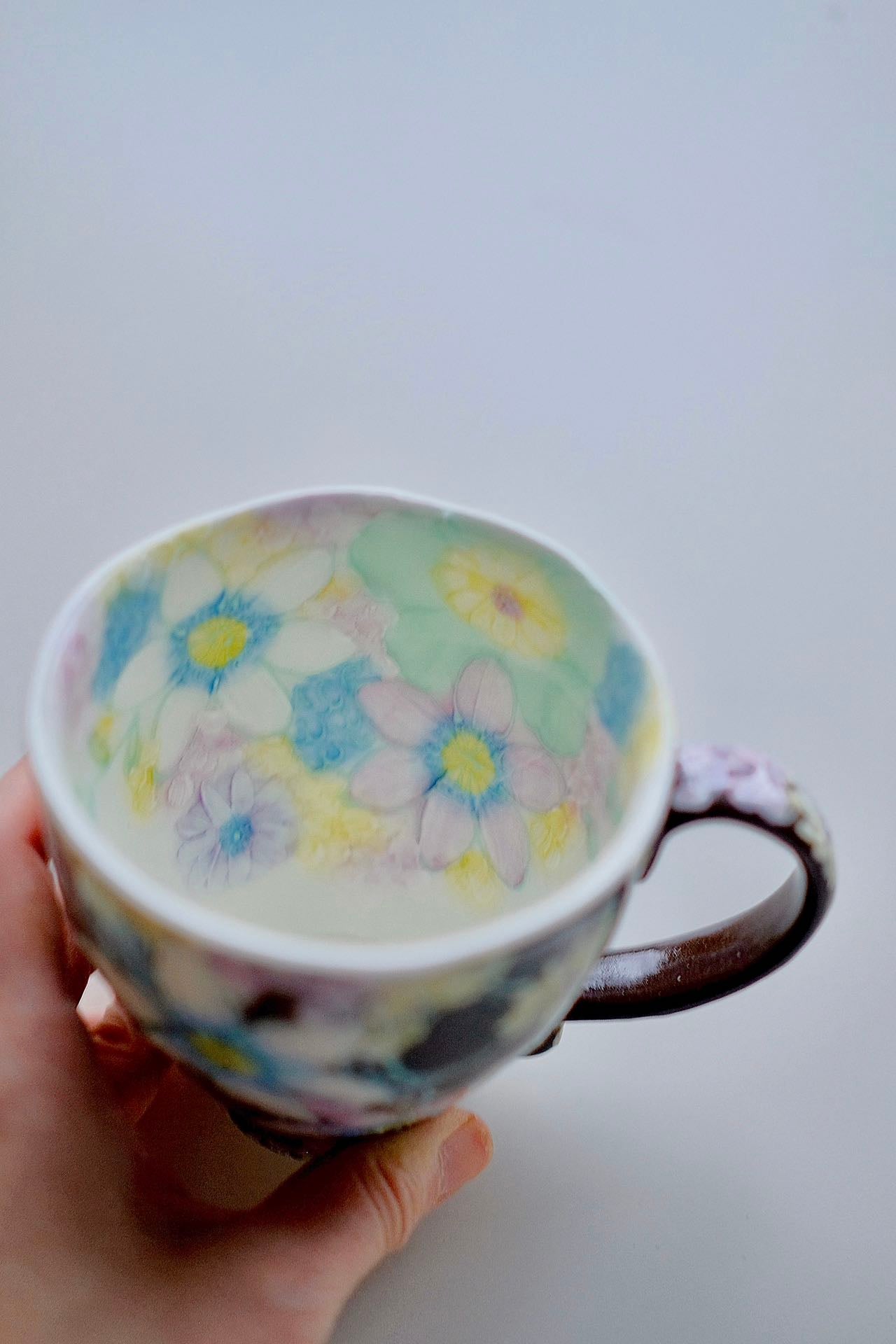 Yuzuriha Flower Mug (Gift Box)