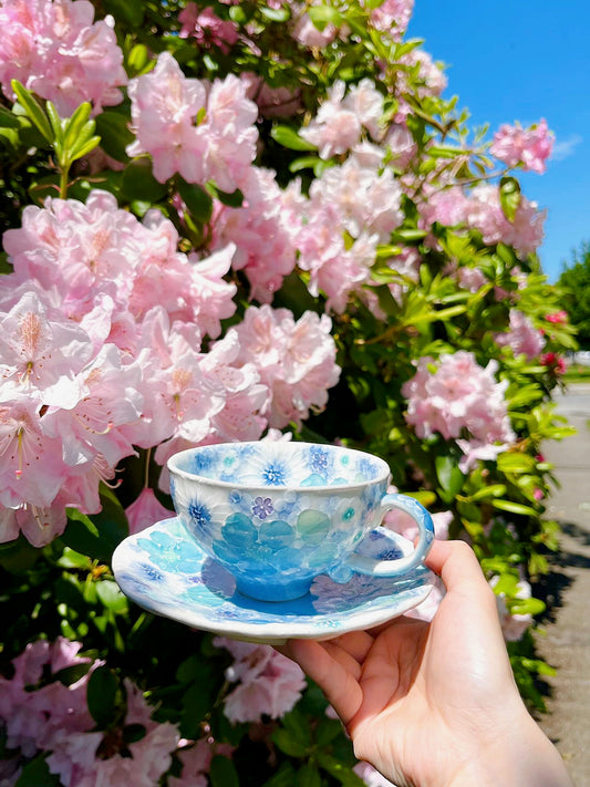 Yuzuriha Flower Coffee Mug