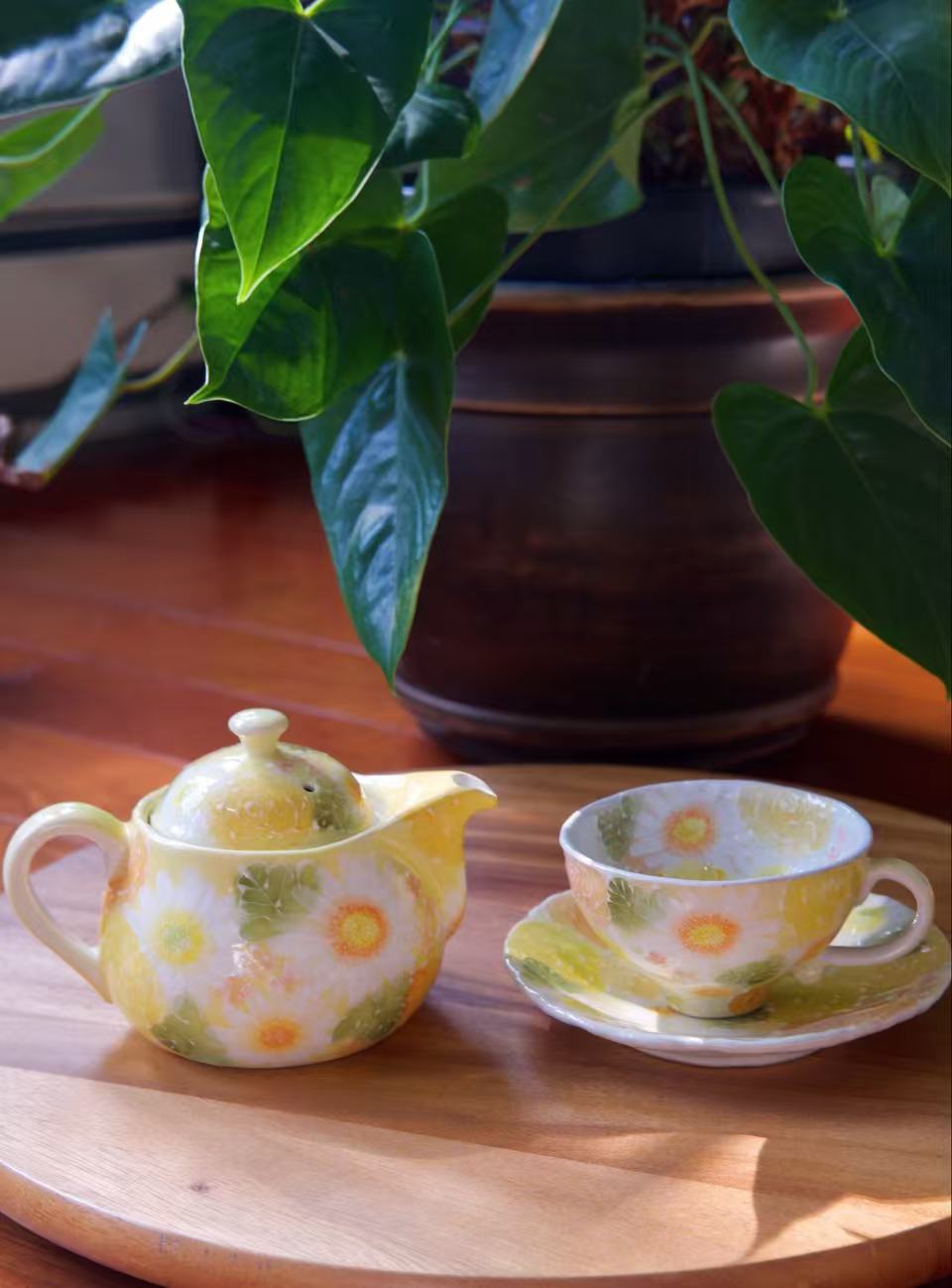 Yuzuriha Flower Coffee Cup Set