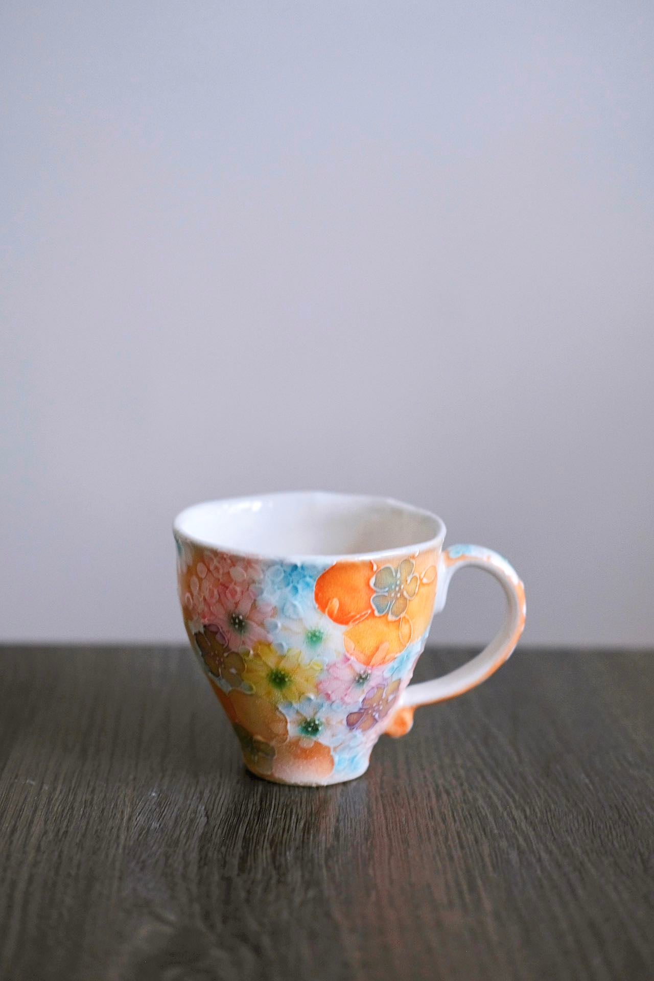 Yuzuriha Flower Mug (Gift Box)