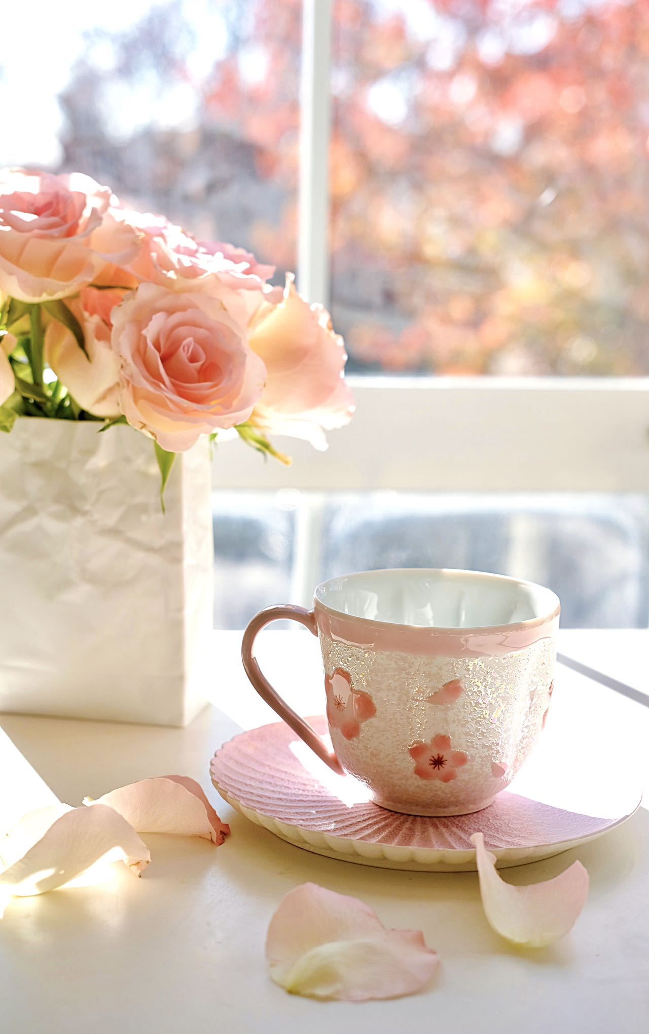 Arita ware Pearl Sakura mug in Gift Box