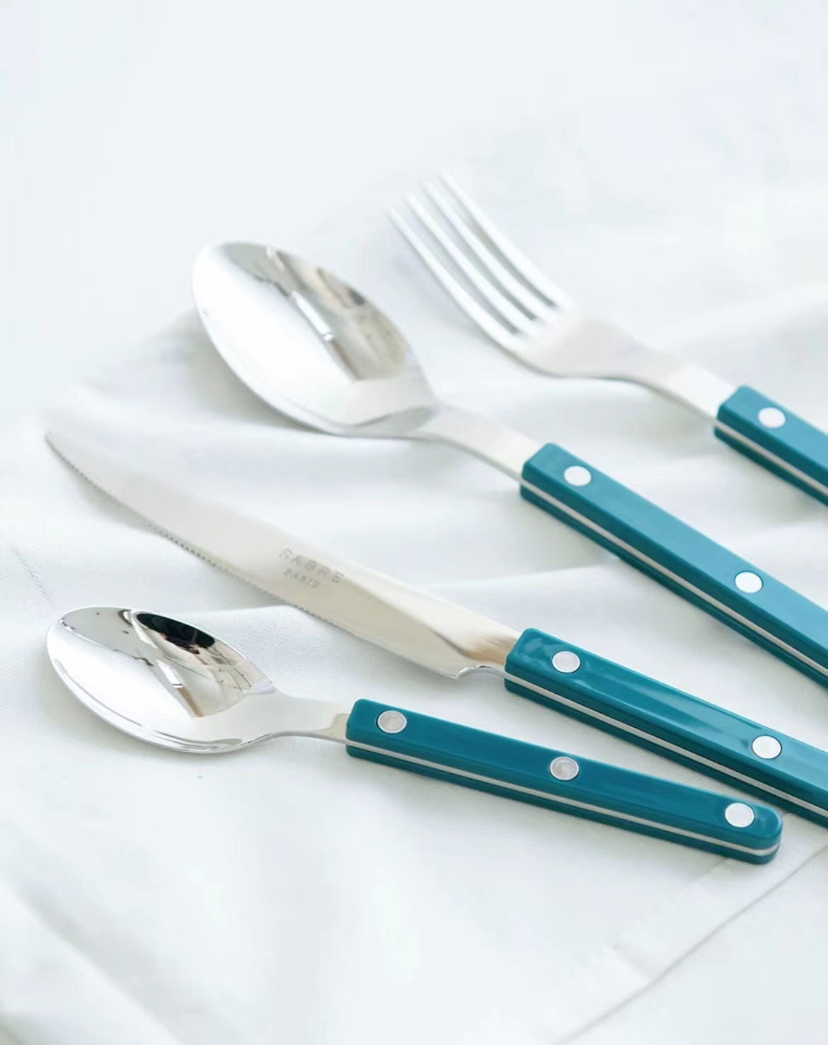 Sabre Bistrot Shiny Flatware - Aquamarine