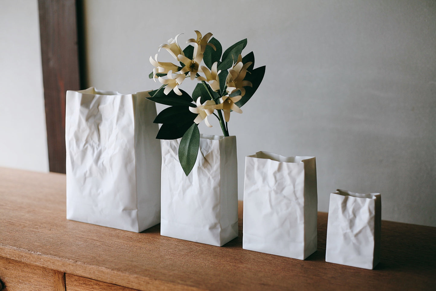 Ceramic Japan Crinkle Bag Vase