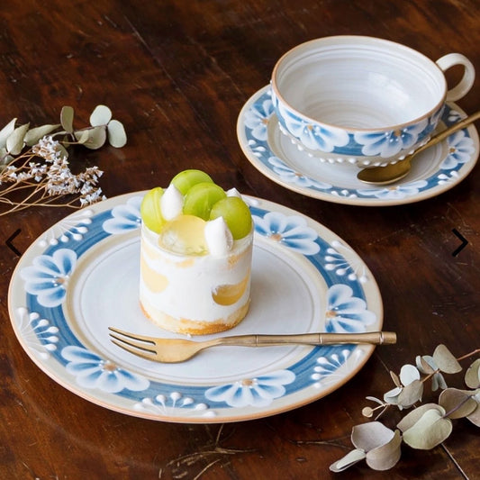 Mashiko Plates with Flowers