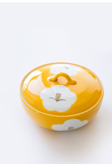 Arita  Japan handmade Camellia Lid Bowl (Gift Box)