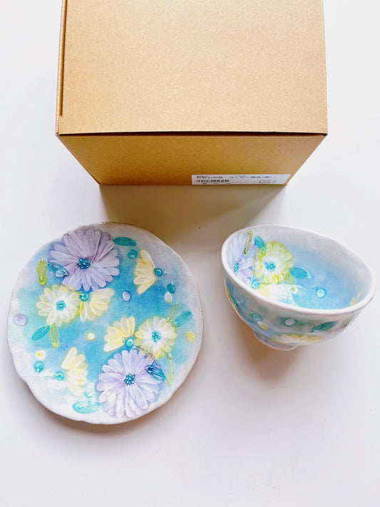 Yuzuriha Flower Coffee Mug