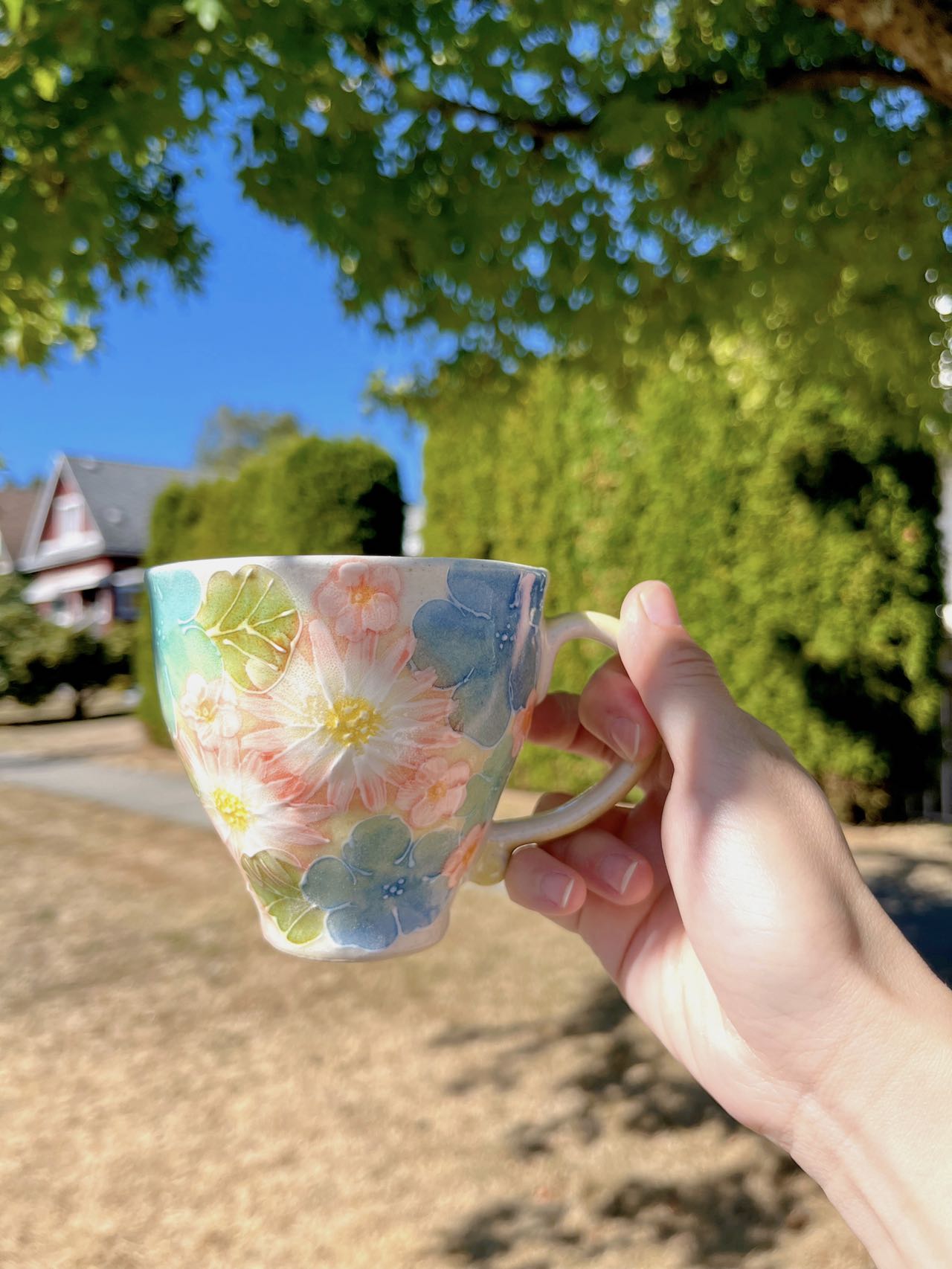 Yuzuriha Flower Mug (Gift Box)