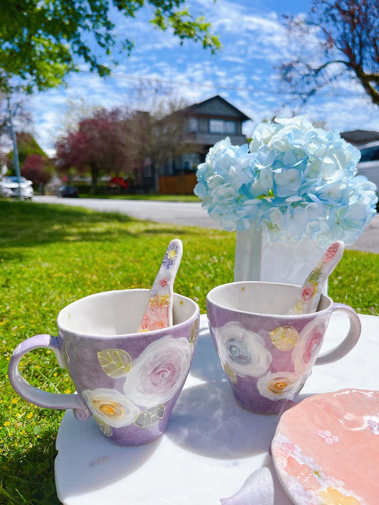 Yuzuriha Flower Mug (Gift Box)