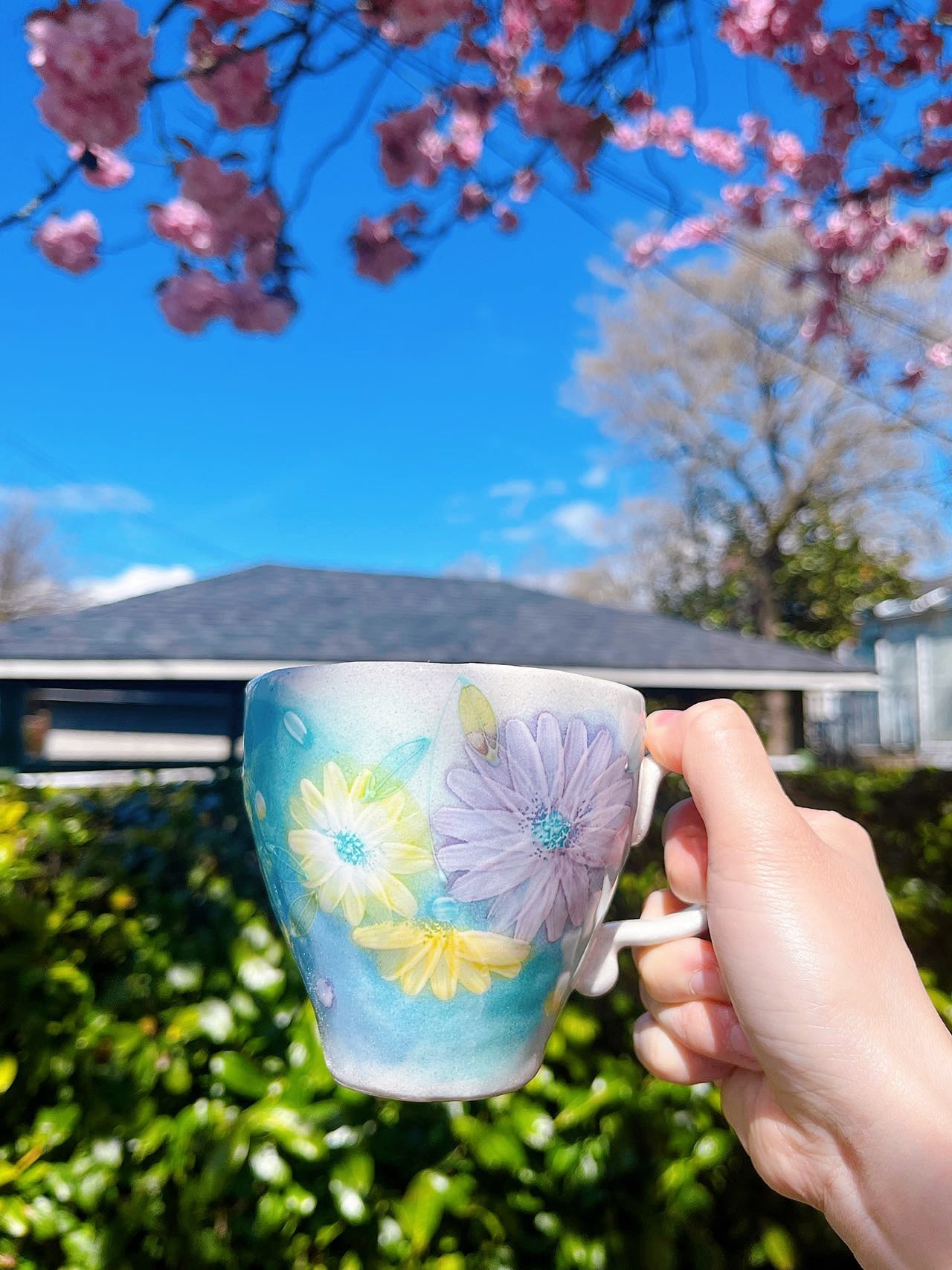 Yuzuriha Flower Mug (Gift Box)