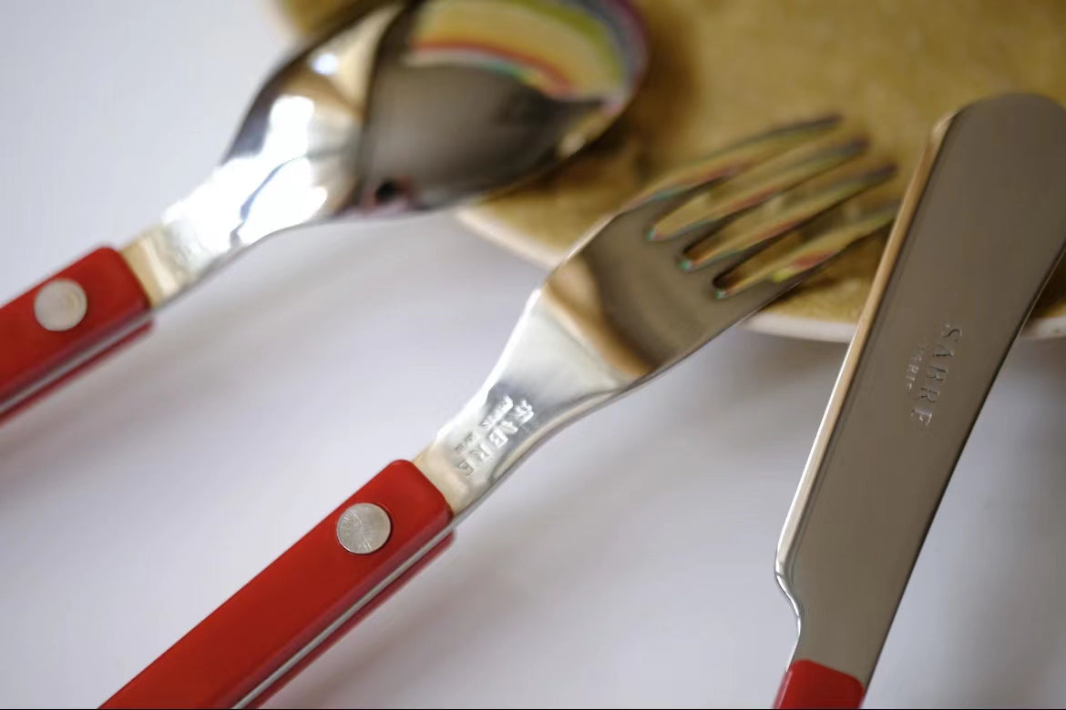 Sabre Paris Bistrot Flatware Red