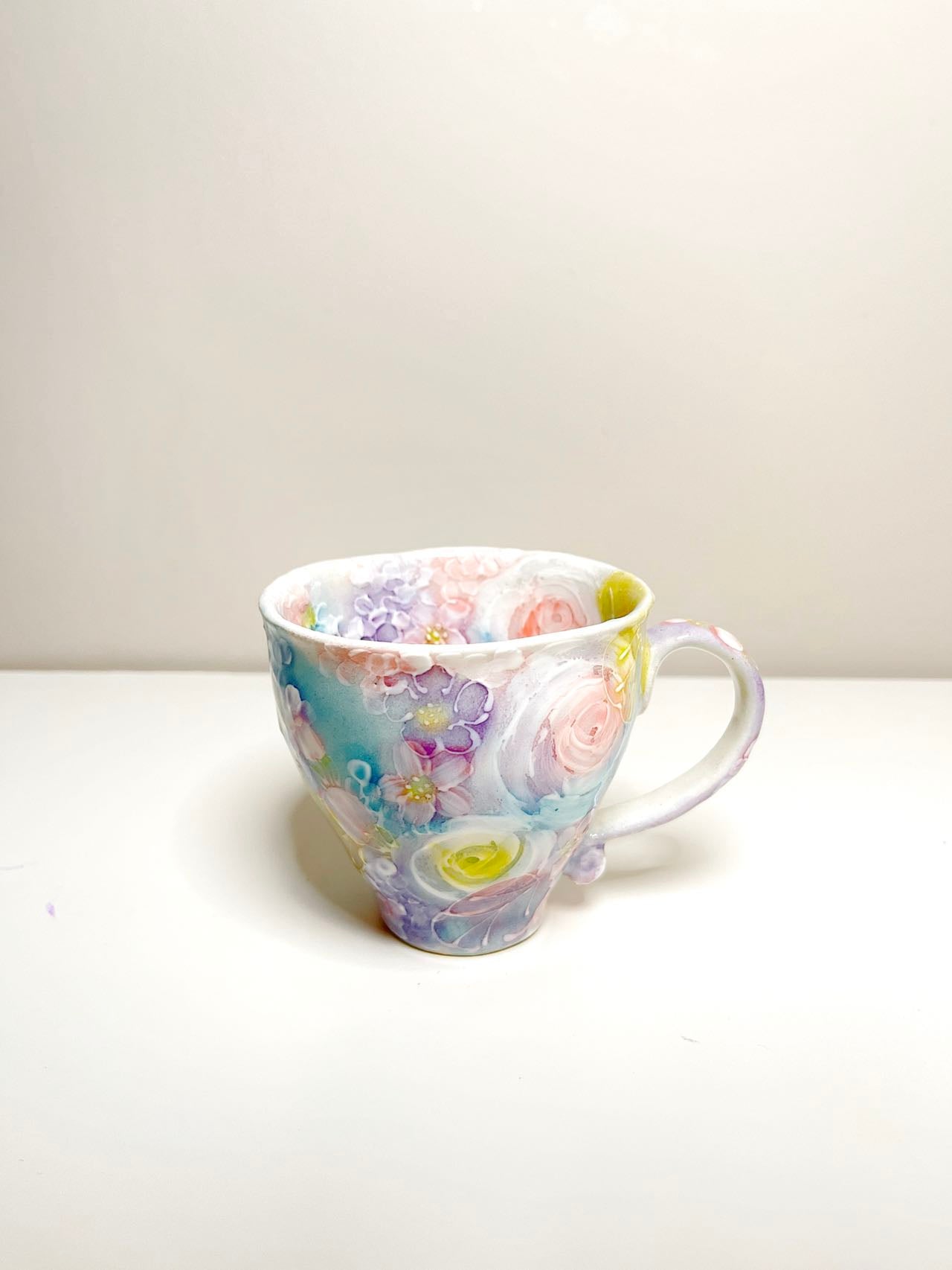 Yuzuriha Flower Mug (Gift Box)