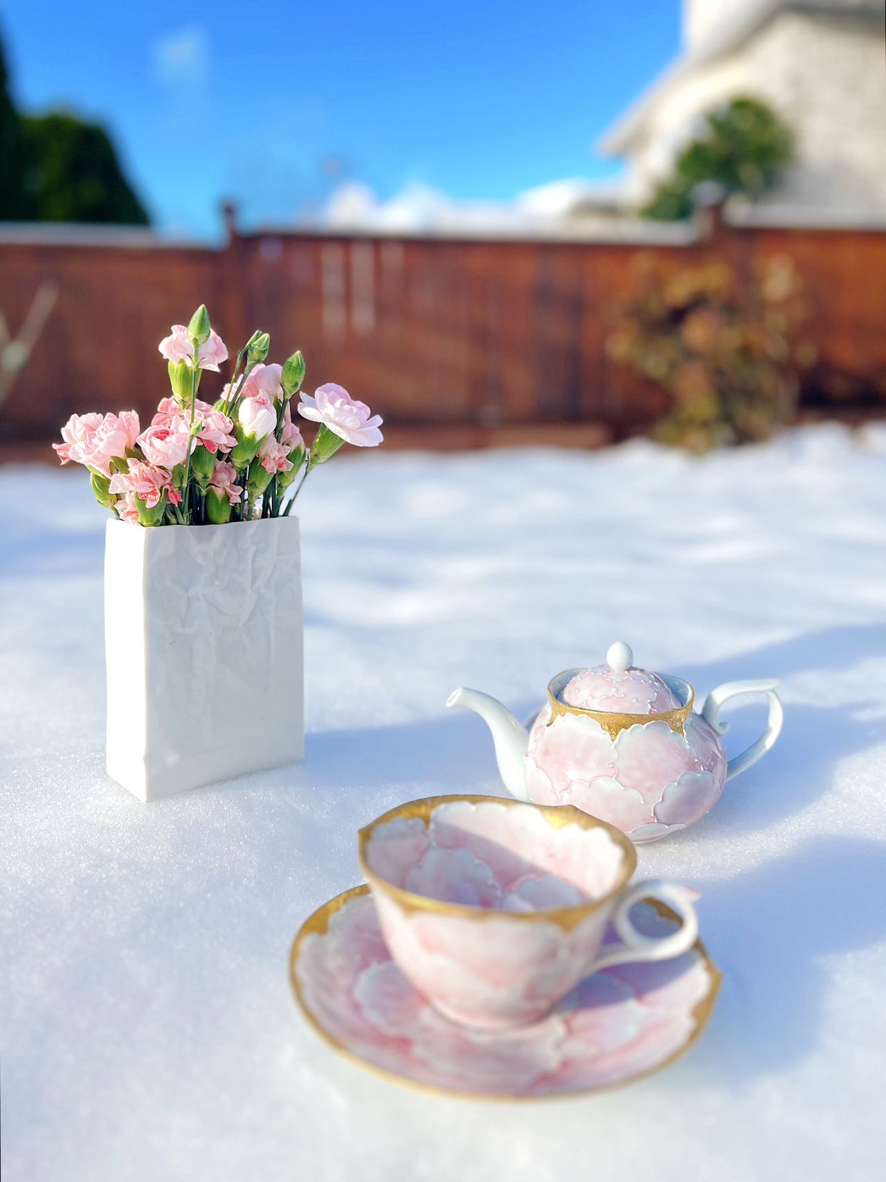 Aritayaki golden peony cups and saucers