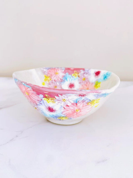 Yuzuriha Flower Noodle Bowl in Purple Flowers