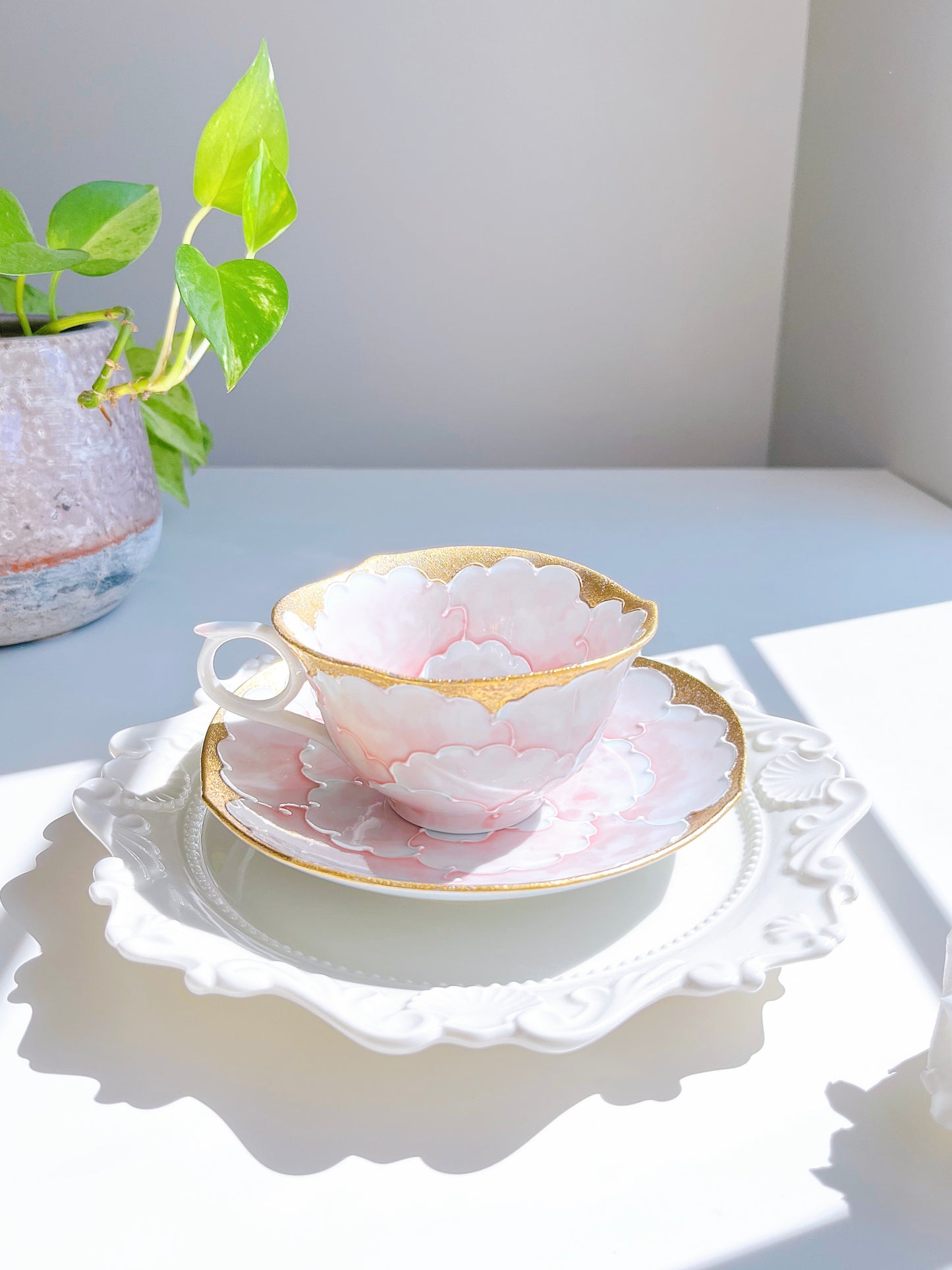 Aritayaki golden peony cups and saucers