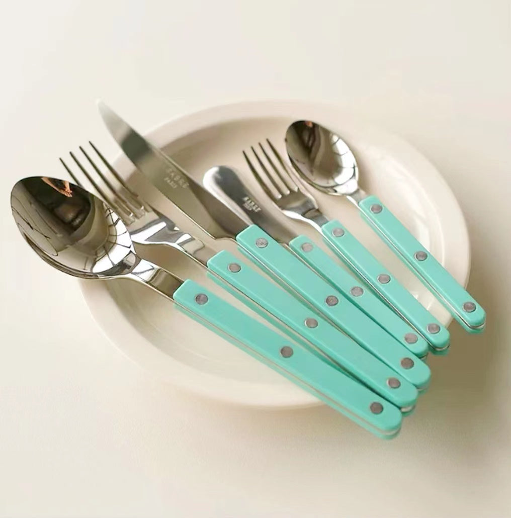 Sabre Bistrot Shiny Flatware - Tiffany Blue