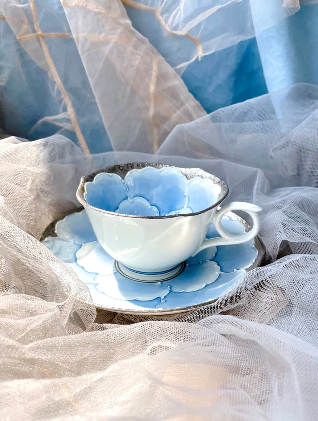 Aritayaki golden peony cups and saucers